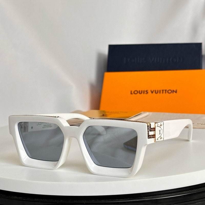 LV Sunglasses 242